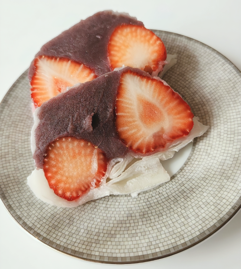 贅沢いちご大福🍓 麻倉 さとみの投稿画像